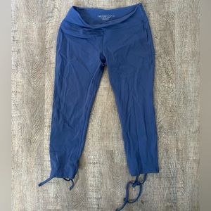 Beyond Yoga short leggings